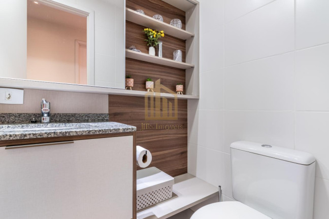 Imagem Apartamento com 2 Quartos à Venda, 66 m² em Cristo Rei - Curitiba Imagem Apartamento com 2 Quartos à Venda, 66 m² em Cristo Rei - Curitiba