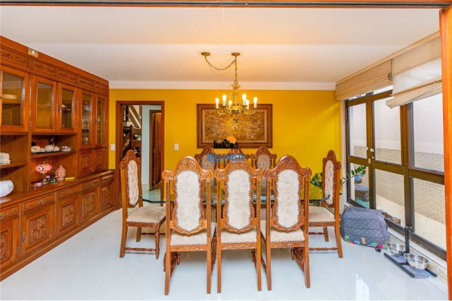 Imagem Casa com 5 Quartos à Venda,  em Saúde - São Paulo