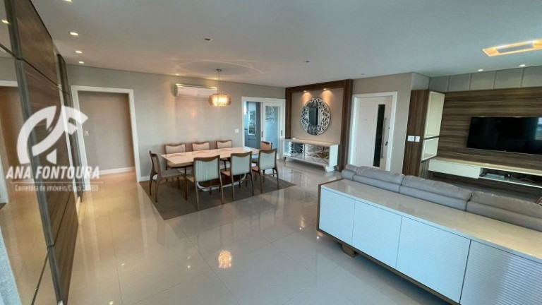 Imagem Apartamento com 4 Quartos à Venda, 180 m² em Centro - Balneário Camboriú Imagem Apartamento com 4 Quartos à Venda, 180 m² em Centro - Balneário Camboriú