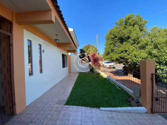 Imagem Casa com 3 Quartos à Venda, 124 m² em Tancredo Neves - Santa Maria