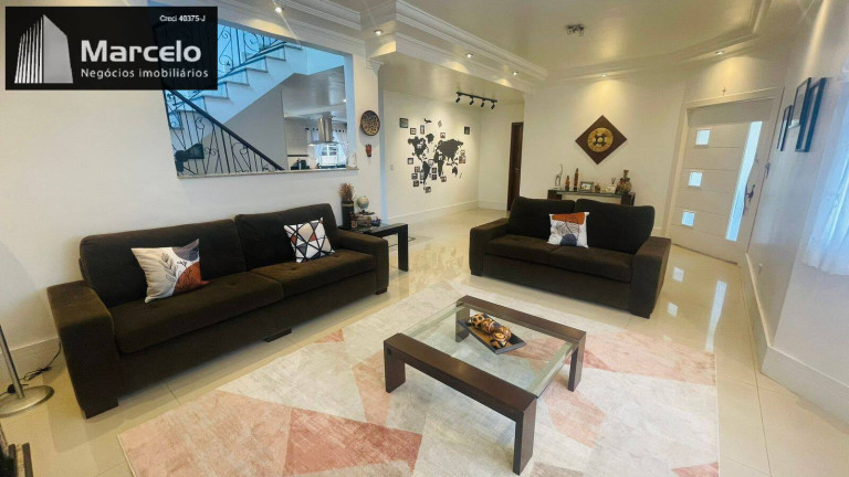 Imagem Casa de Condomínio com 3 Quartos à Venda, 382 m² em Condomínio Aruã Eco Park - Mogi Das Cruzes Imagem Casa de Condomínio com 3 Quartos à Venda, 382 m² em Condomínio Aruã Eco Park - Mogi Das Cruzes