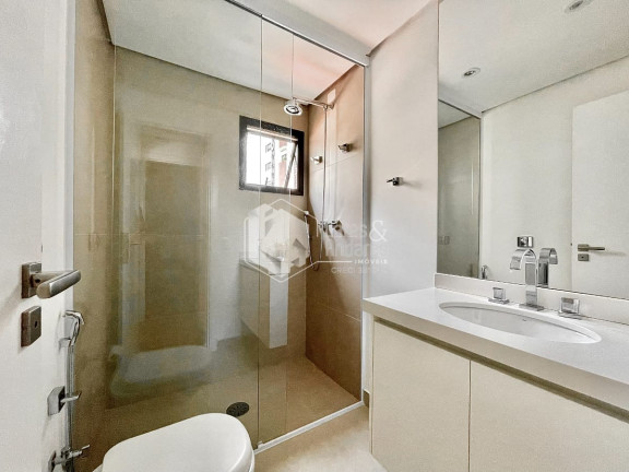 Imagem Apartamento com 3 Quartos à Venda, 192 m² em Aclimação - São Paulo Imagem Apartamento com 3 Quartos à Venda, 192 m² em Aclimação - São Paulo