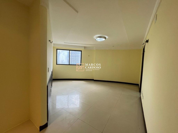 Imagem Imóvel com 3 Quartos à Venda, 266 m² em Batista Campos - Belém