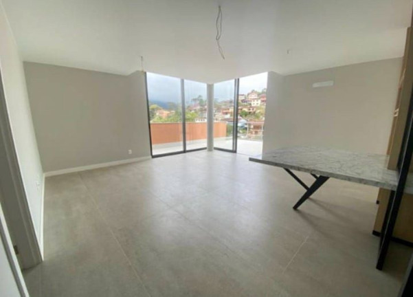 Imagem Imóvel com 4 Quartos à Venda, 210 m² em Agriões - Teresópolis Imagem Imóvel com 4 Quartos à Venda, 210 m² em Agriões - Teresópolis