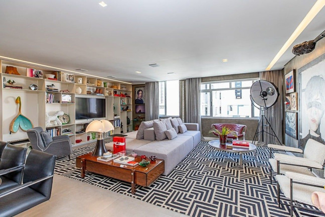 Apartamento com 2 Quartos à Venda, 129 m² em Jardim Paulista - São Paulo