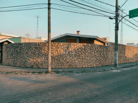 Imagem Casa com 3 Quartos para Alugar,  em Vila Liberdade - Jundiaí