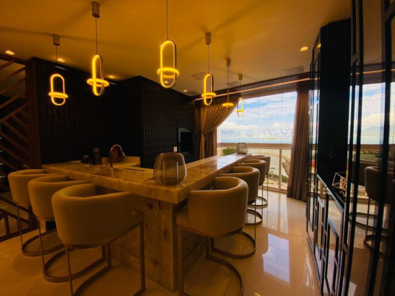 Imagem Apartamento com 4 Quartos à Venda, 195 m² em Pioneiros - Balneário Camboriú Imagem Apartamento com 4 Quartos à Venda, 195 m² em Pioneiros - Balneário Camboriú