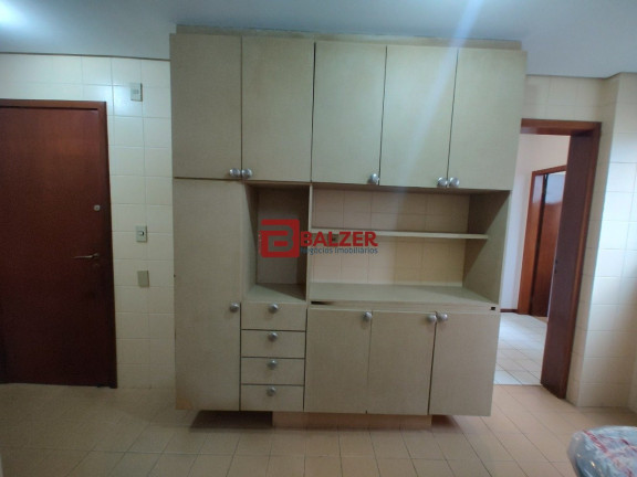Imagem Apartamento com 4 Quartos à Venda, 257 m² em Centro - Florianópolis Imagem Apartamento com 4 Quartos à Venda, 257 m² em Centro - Florianópolis