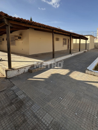 Casa para Alugar, 240 m² em Caminho Do Sol - Petrolina