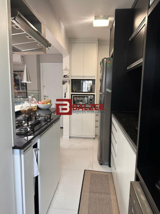 Imagem Apartamento com 2 Quartos à Venda, 136 m² em Abraão - Florianópolis Imagem Apartamento com 2 Quartos à Venda, 136 m² em Abraão - Florianópolis