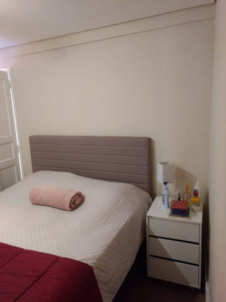 Imagem Casa com 3 Quartos à Venda, 250 m² em Vila Carmem - São Paulo