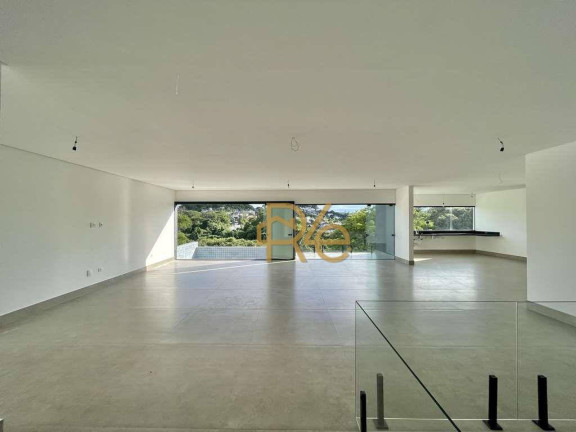 Imagem Casa com 4 Quartos à Venda, 400 m² em Golf Village - Carapicuíba
