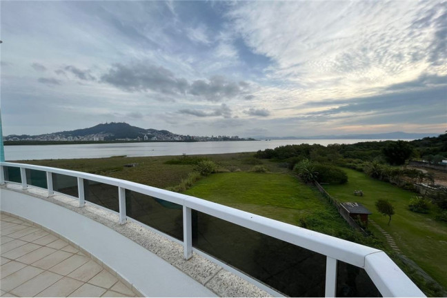 Imagem Imóvel com 2 Quartos à Venda,  em João Paulo - Florianópolis