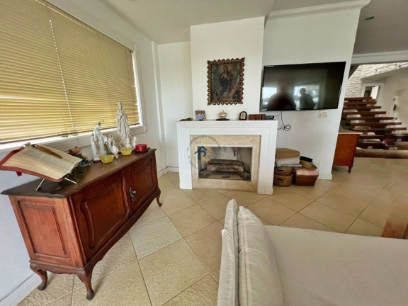 Imagem Casa com 7 Quartos para Alugar, 740 m² em Itacoatiara - Rio De Janeiro