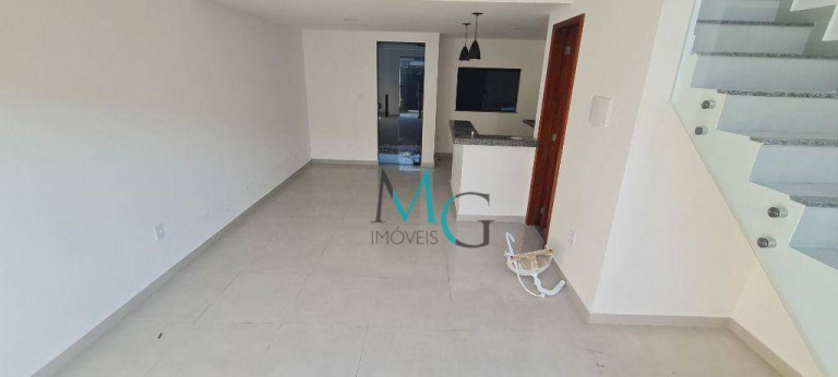 Imagem Casa com 2 Quartos à Venda, 80 m² em Campo Grande - Rio De Janeiro Imagem Casa com 2 Quartos à Venda, 80 m² em Campo Grande - Rio De Janeiro