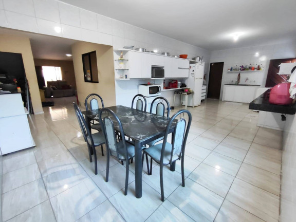 Imagem Casa com 3 Quartos à Venda, 135 m² em Bom Pastor - Natal