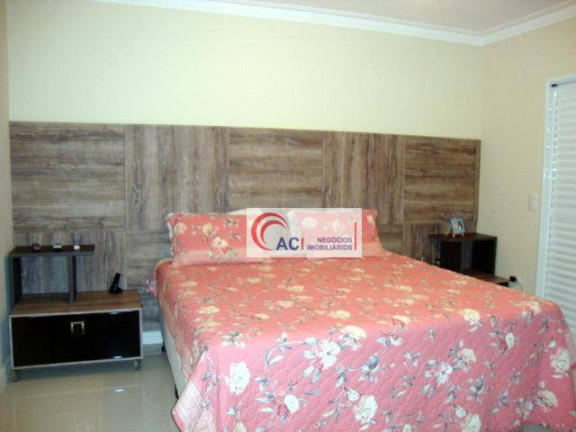 Imagem Casa com 3 Quartos à Venda, 385 m² em Granja Viana - Itapevi Imagem Casa com 3 Quartos à Venda, 385 m² em Granja Viana - Itapevi