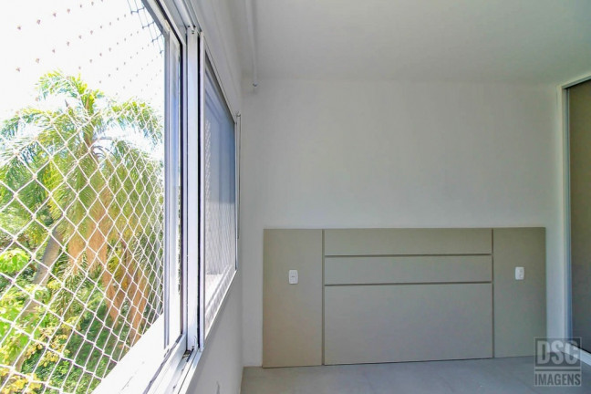 Imagem Apartamento com 2 Quartos à Venda, 59 m² em Teresópolis - Porto Alegre
