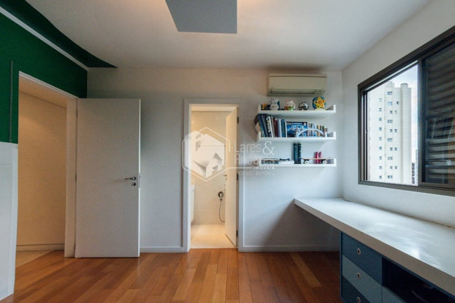 Imagem Imóvel com 3 Quartos à Venda, 389 m² em Moema - São Paulo Imagem Imóvel com 3 Quartos à Venda, 389 m² em Moema - São Paulo