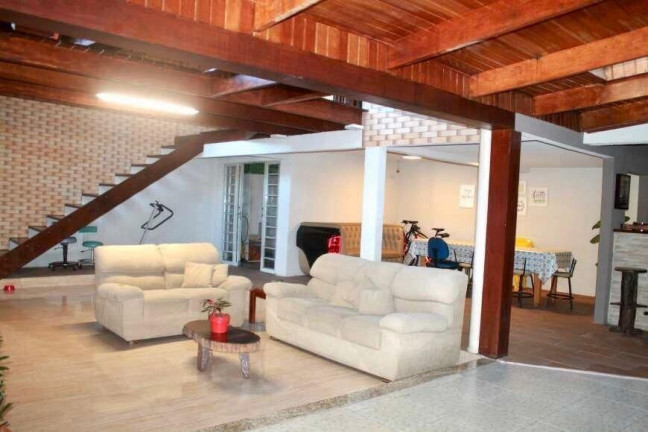 Imagem Casa com 3 Quartos à Venda, 364 m² em Campo Comprido - Curitiba Imagem Casa com 3 Quartos à Venda, 364 m² em Campo Comprido - Curitiba