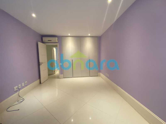Imagem Apartamento com 3 Quartos à Venda, 210 m² em Copacabana - Rio De Janeiro