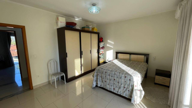 Imagem Casa com 3 Quartos à Venda, 180 m² em Jardim Recreio - Bragança Paulista Imagem Casa com 3 Quartos à Venda, 180 m² em Jardim Recreio - Bragança Paulista