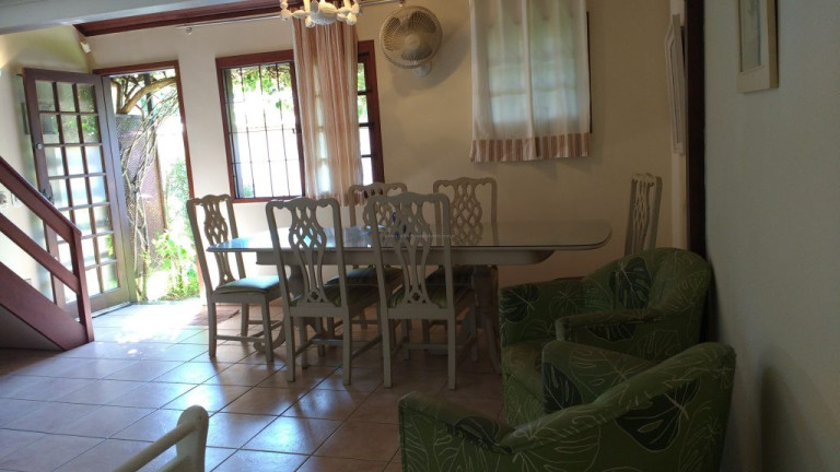 Imagem Casa de Condomínio com 3 Quartos à Venda, 70 m² em Peró - Cabo Frio