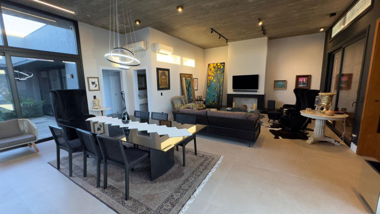 Imagem Casa com 4 Quartos à Venda, 191 m² em Condominio Dubai Resort - Capão Da Canoa Imagem Casa com 4 Quartos à Venda, 191 m² em Condominio Dubai Resort - Capão Da Canoa