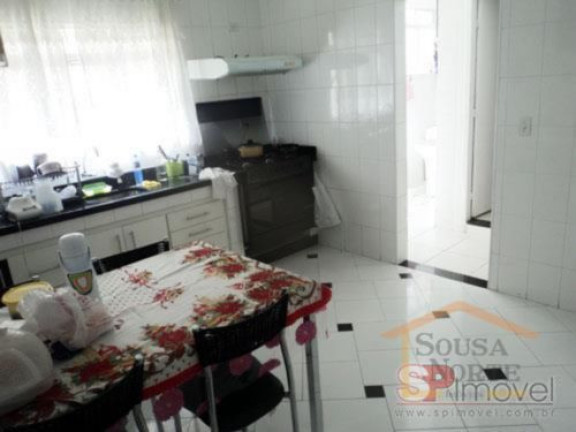 Imagem Sobrado com 4 Quartos à Venda,  em água Fria - São Paulo