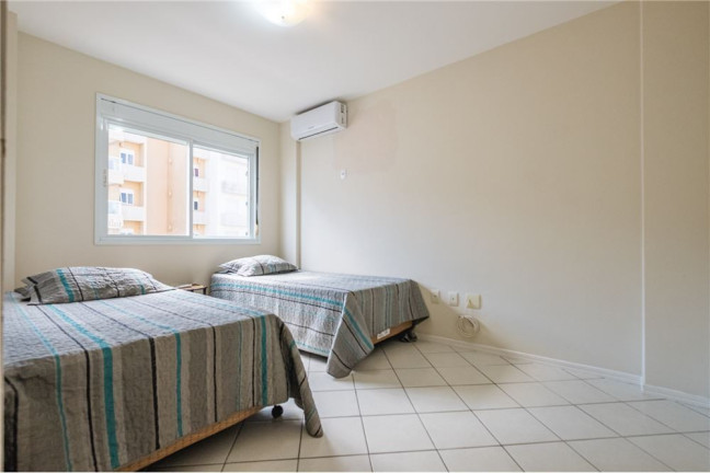 Imagem Imóvel com 2 Quartos à Venda,  em Trindade - Florianópolis