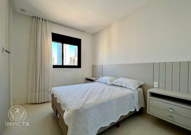 Imagem Apartamento com 3 Quartos à Venda, 123 m² em Centro - Balneário Camboriú Imagem Apartamento com 3 Quartos à Venda, 123 m² em Centro - Balneário Camboriú