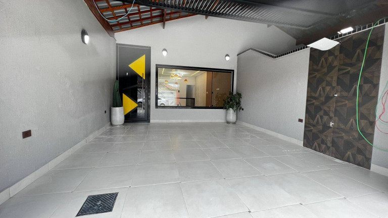 Imagem Casa com 3 Quartos à Venda, 134 m² em Caiçara - Praia Grande Imagem Casa com 3 Quartos à Venda, 134 m² em Caiçara - Praia Grande