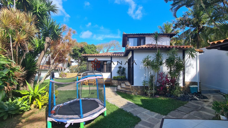 Imagem Casa com 4 Quartos à Venda, 170 m² em Centro - Armação Dos Búzios