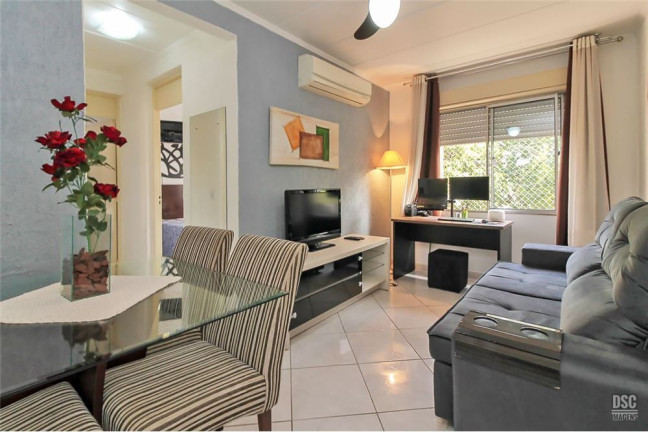 Apartamento com 2 Quartos à Venda, 52 m² em Vila Nova - Porto Alegre