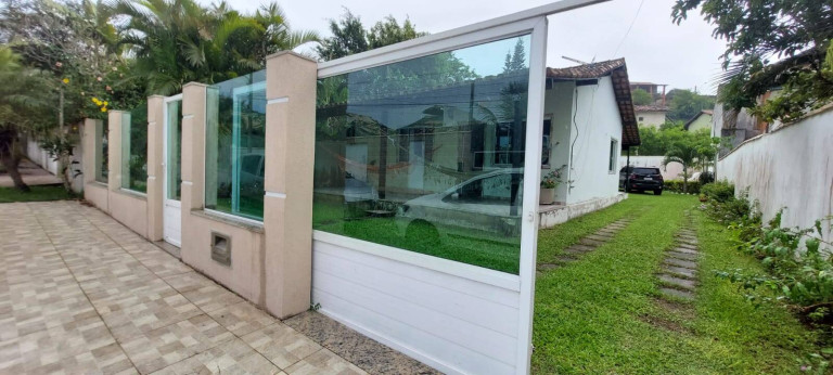 Casa de Condomínio com 2 Quartos à Venda, 420 m² em Peró - Cabo Frio