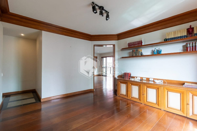 Imagem Apartamento com 3 Quartos à Venda, 325 m² em Moema - São Paulo