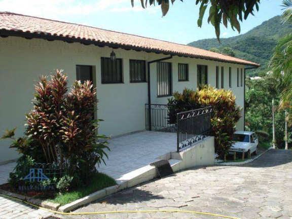 Imagem Casa com 5 Quartos à Venda, 600 m² em Itacorubi - Florianópolis