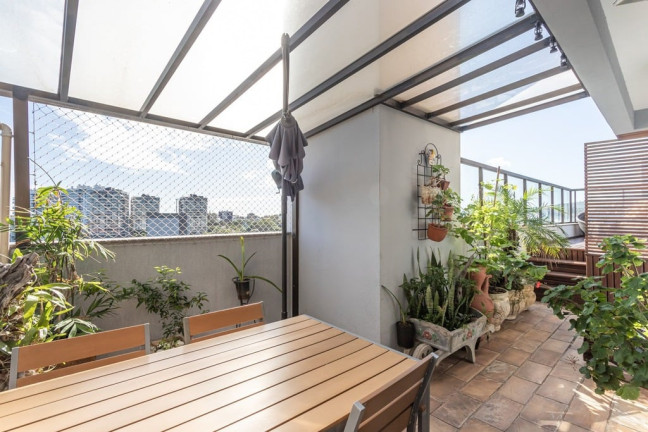 Imagem Imóvel com 3 Quartos à Venda, 240 m² em Chácara Das Pedras - Porto Alegre