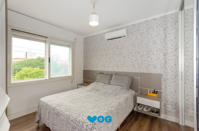 Imagem Imóvel com 2 Quartos à Venda, 64 m² em Jardim Botânico - Porto Alegre Imagem Imóvel com 2 Quartos à Venda, 64 m² em Jardim Botânico - Porto Alegre