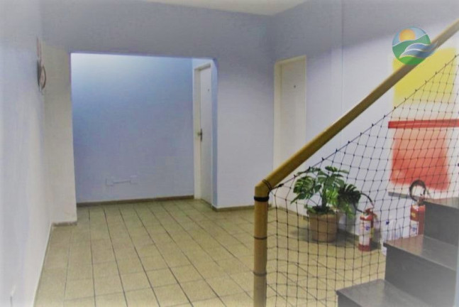 Imagem Imóvel com 16 Quartos à Venda, 663 m²