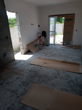 Imagem Casa de Condomínio com 2 Quartos à Venda, 60 m² em Golfinho - Caraguatatuba Imagem Casa de Condomínio com 2 Quartos à Venda, 60 m² em Golfinho - Caraguatatuba