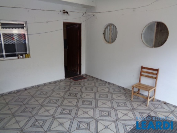 Imagem Casa com 5 Quartos à Venda, 180 m² em Jardim Monções - Santo André Imagem Casa com 5 Quartos à Venda, 180 m² em Jardim Monções - Santo André