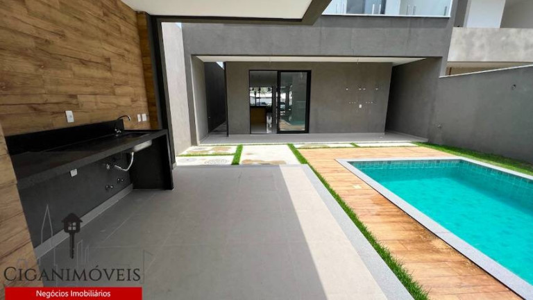 Imagem Casa de Condomínio com 4 Quartos à Venda, 350 m² em Barra Da Tijuca - Rio De Janeiro Imagem Casa de Condomínio com 4 Quartos à Venda, 350 m² em Barra Da Tijuca - Rio De Janeiro