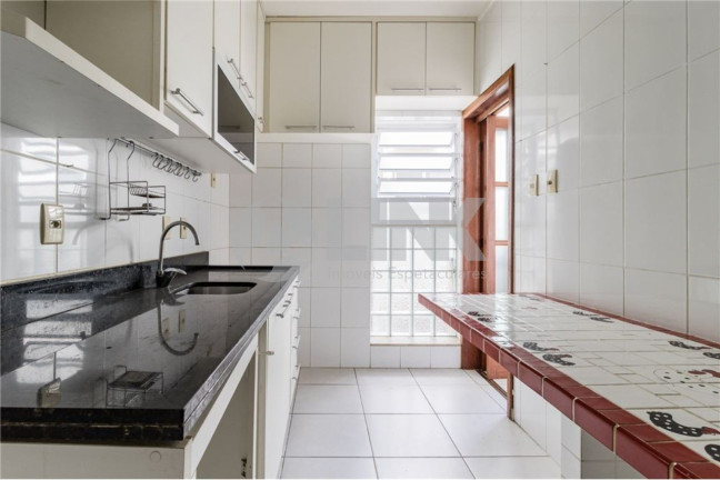 Imagem Apartamento com 3 Quartos à Venda, 96 m² em Menino Deus - Porto Alegre Imagem Apartamento com 3 Quartos à Venda, 96 m² em Menino Deus - Porto Alegre