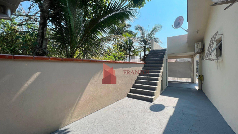 Imagem Casa com 2 Quartos à Venda, 96 m² em Dom Bosco - Itajaí