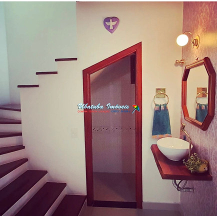 Imagem Casa com 4 Quartos à Venda, 298 m² em Centro - Ubatuba Imagem Casa com 4 Quartos à Venda, 298 m² em Centro - Ubatuba