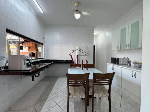 Imagem Sobrado com 4 Quartos à Venda, 370 m² em Balneário Flórida - Praia Grande Imagem Sobrado com 4 Quartos à Venda, 370 m² em Balneário Flórida - Praia Grande