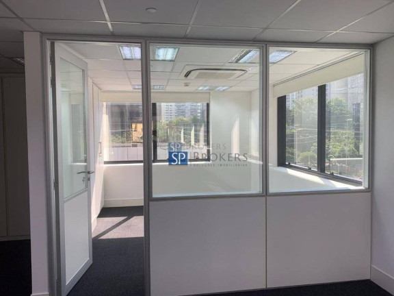 Sala Comercial para Alugar, 162 m² em Itaim Bibi - São Paulo