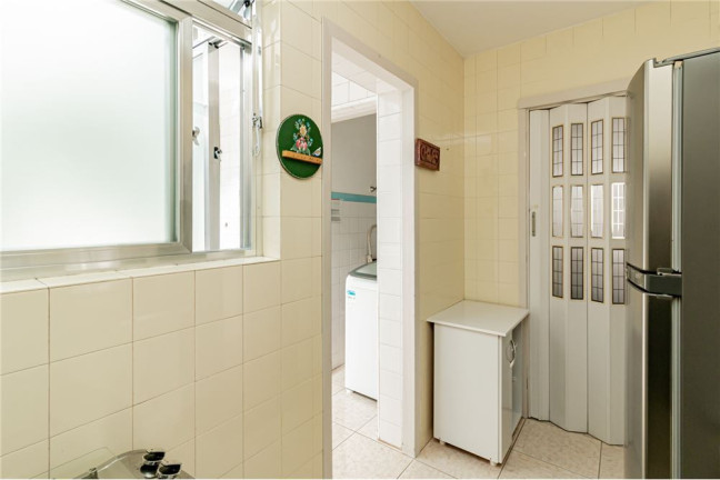 Imagem Imóvel com 2 Quartos à Venda, em Menino Deus - Porto Alegre Imagem Imóvel com 2 Quartos à Venda, em Menino Deus - Porto Alegre