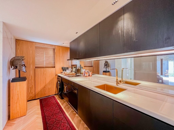 Imagem Apartamento com 1 Quarto à Venda, 84 m² em Três Figueiras - Porto Alegre Imagem Apartamento com 1 Quarto à Venda, 84 m² em Três Figueiras - Porto Alegre